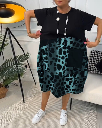 Anora – Elegant Boho Midikjole med Print