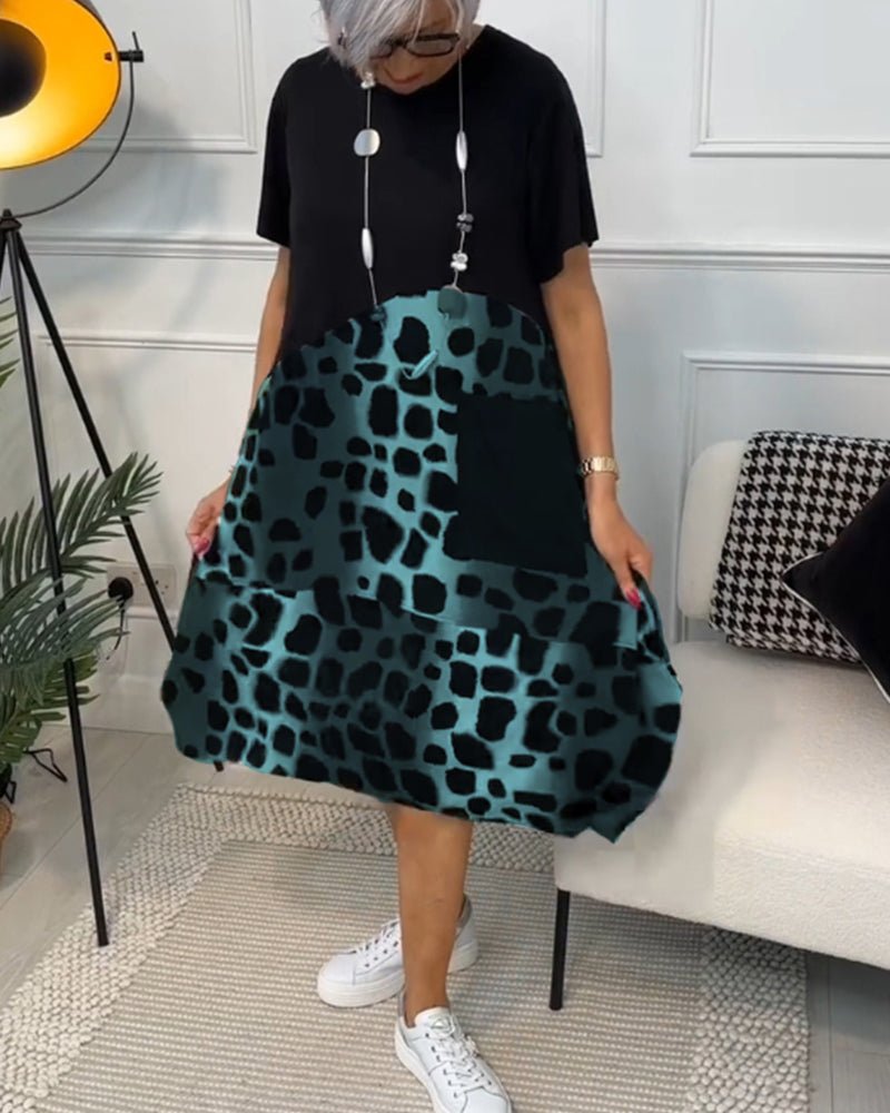 Anora – Elegant Boho Midikjole med Print