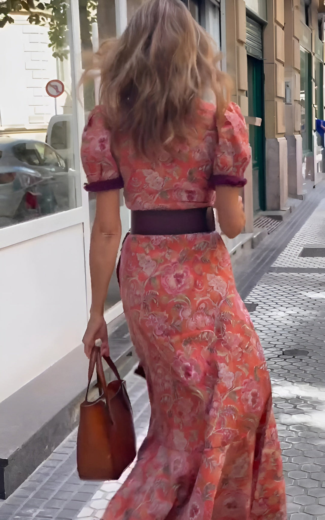 Elegante Lyserød maxikjole med korte ærmer