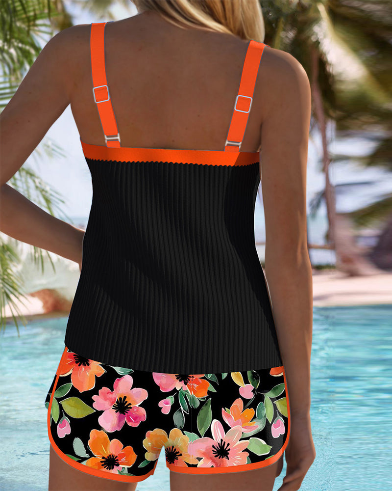 Yana| Komfortabel tankini med blomsterprint