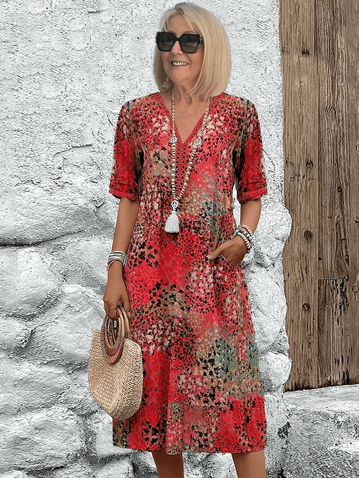 Aeria – Elegant Boho Midikjole med Print