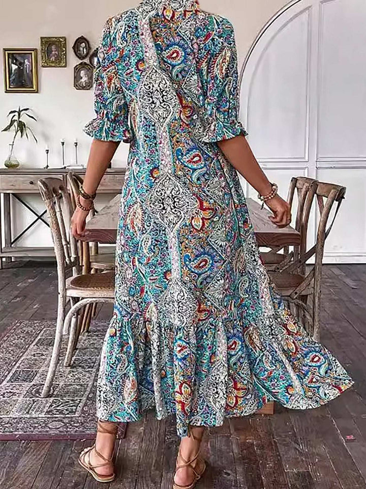 Averie – Elegant Boho Midikjole med Print