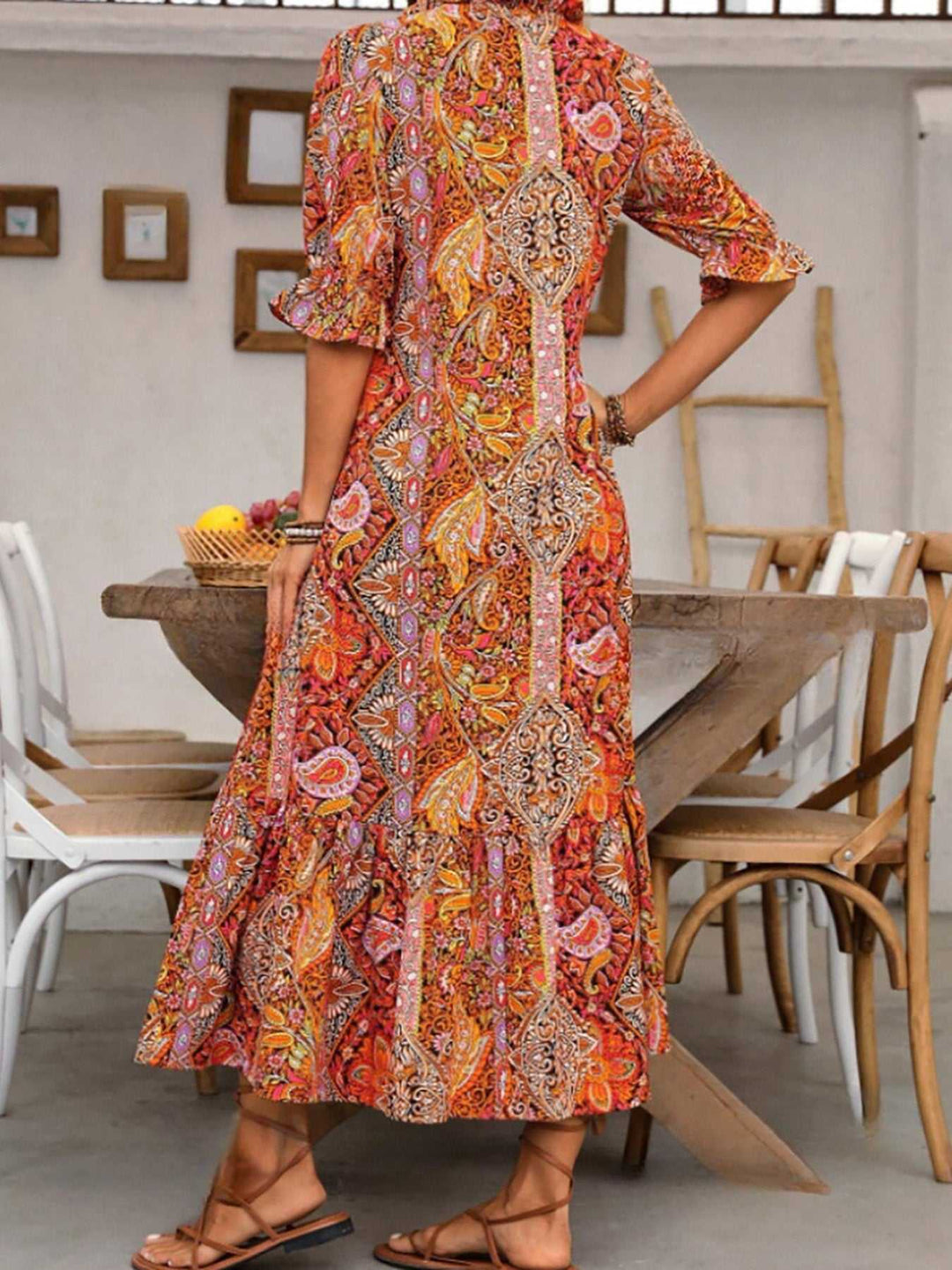 Averie – Elegant Boho Midikjole med Print