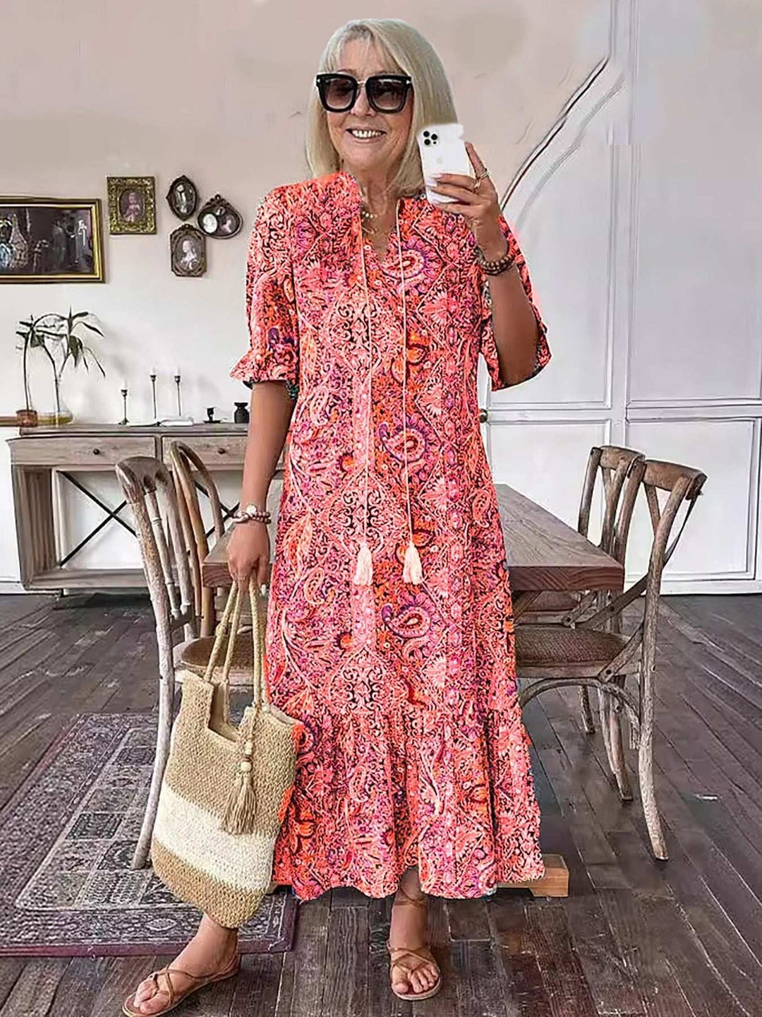 Averie – Elegant Boho Midikjole med Print